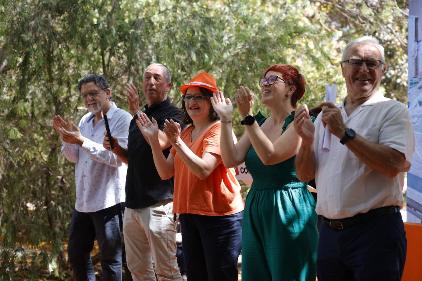 Fotos: Primer acto de partido de Compromís tras la imputación de Oltra