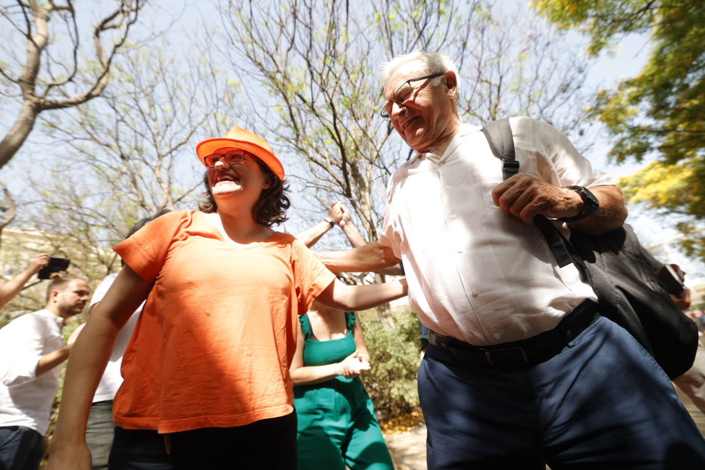 Fotos: Primer acto de partido de Compromís tras la imputación de Oltra