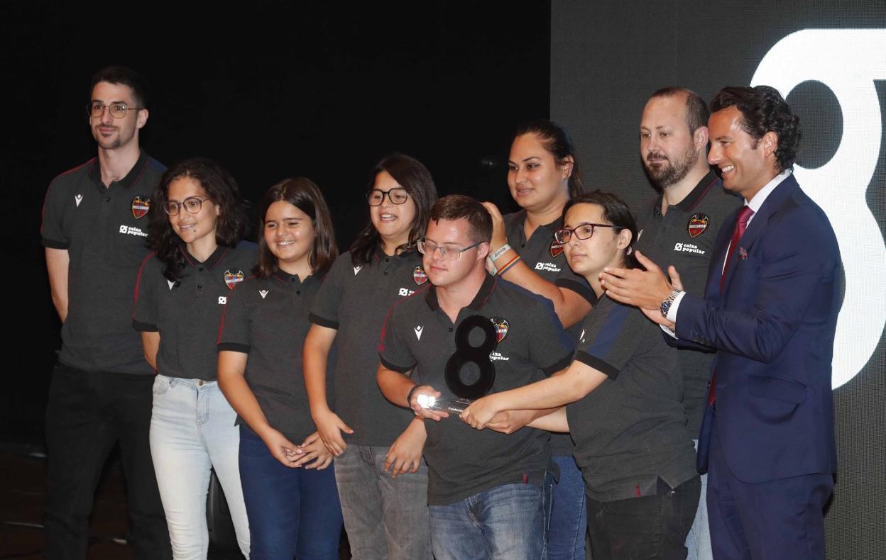 La 8 Mediterráneo celebra la II Gala Solidarios Mediterráneo