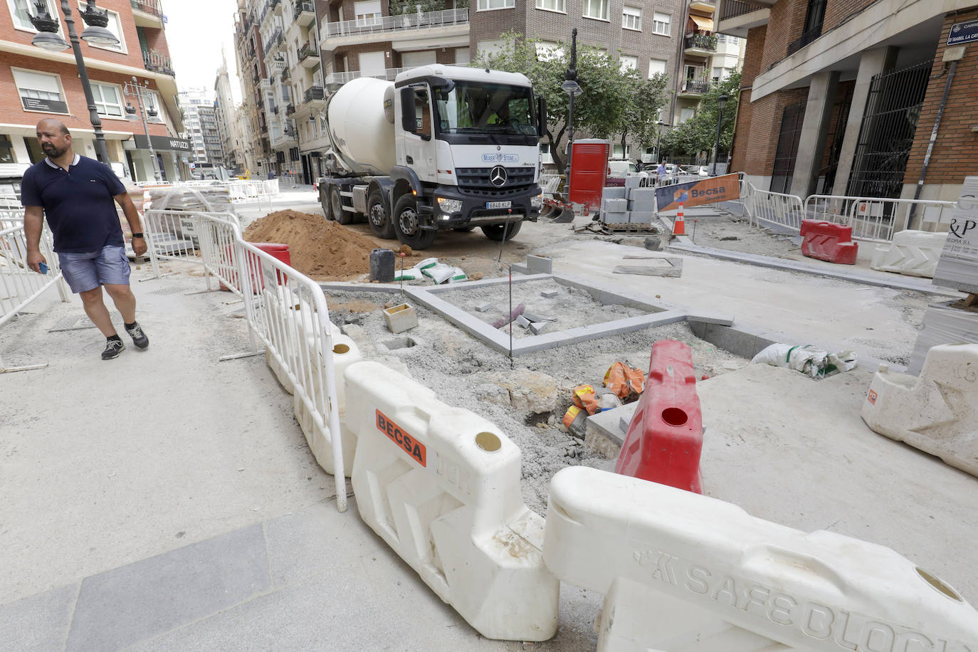 Fotos: Siguen las obras en el centro de Valencia