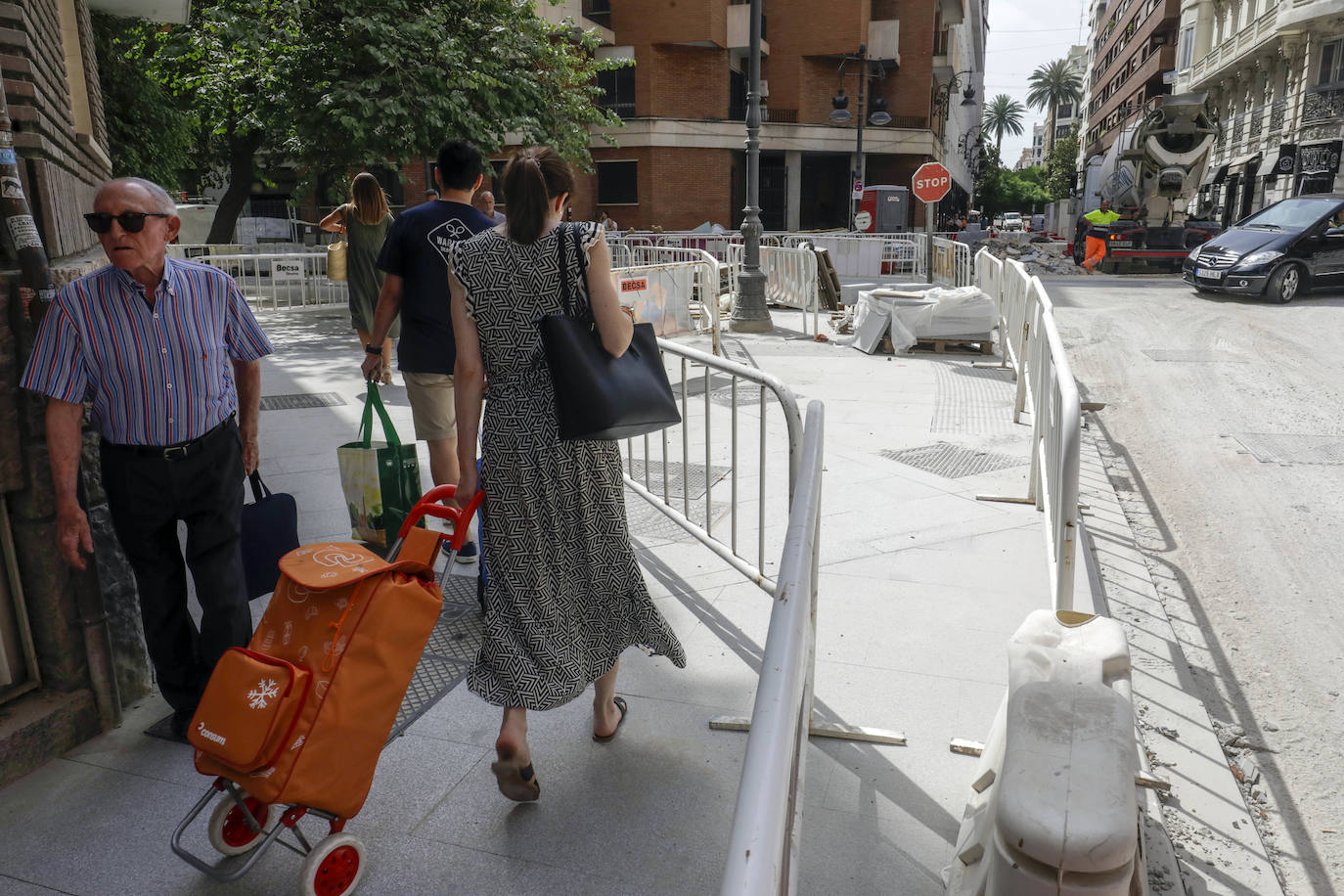 Fotos: Siguen las obras en el centro de Valencia