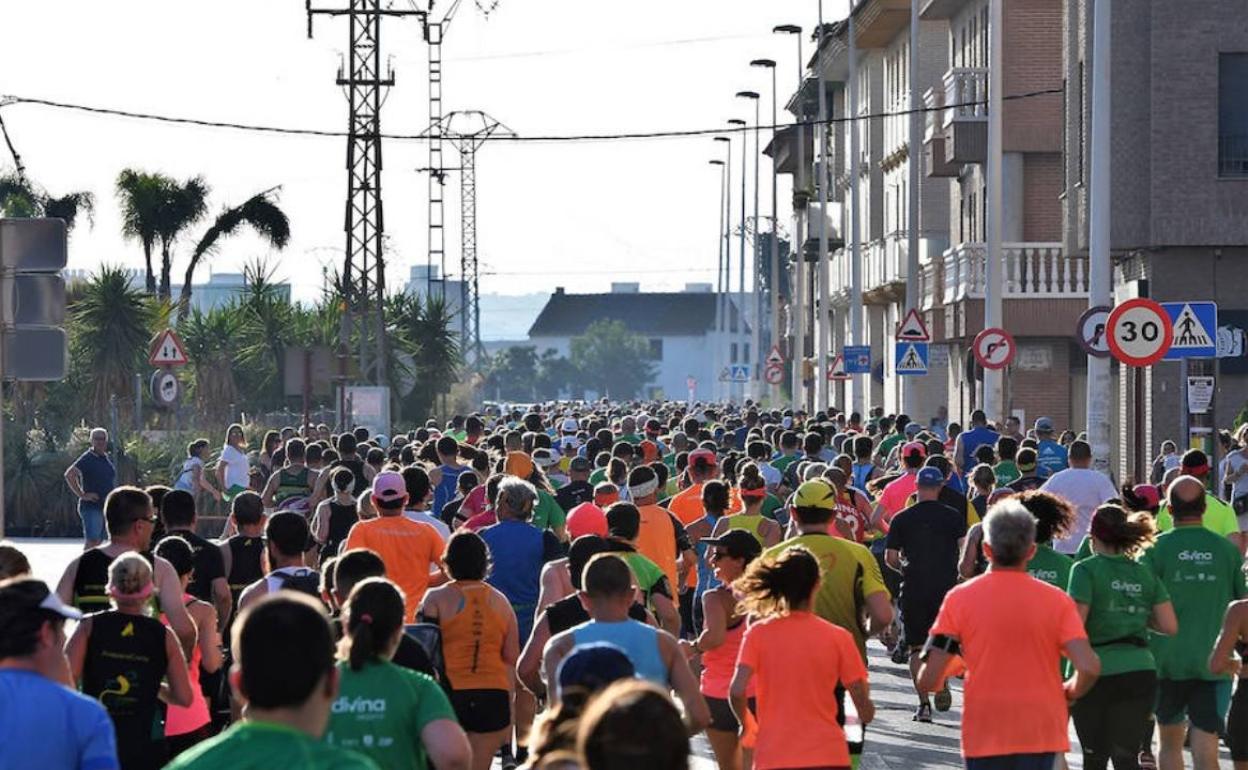 Participantes en una edición anterior de la prueba de Alboraya. 