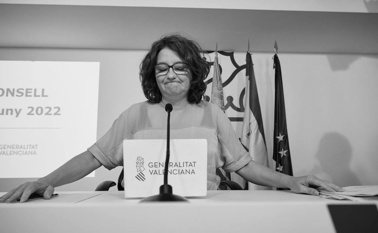 Mónica Oltra, durante una rueda de prensa.