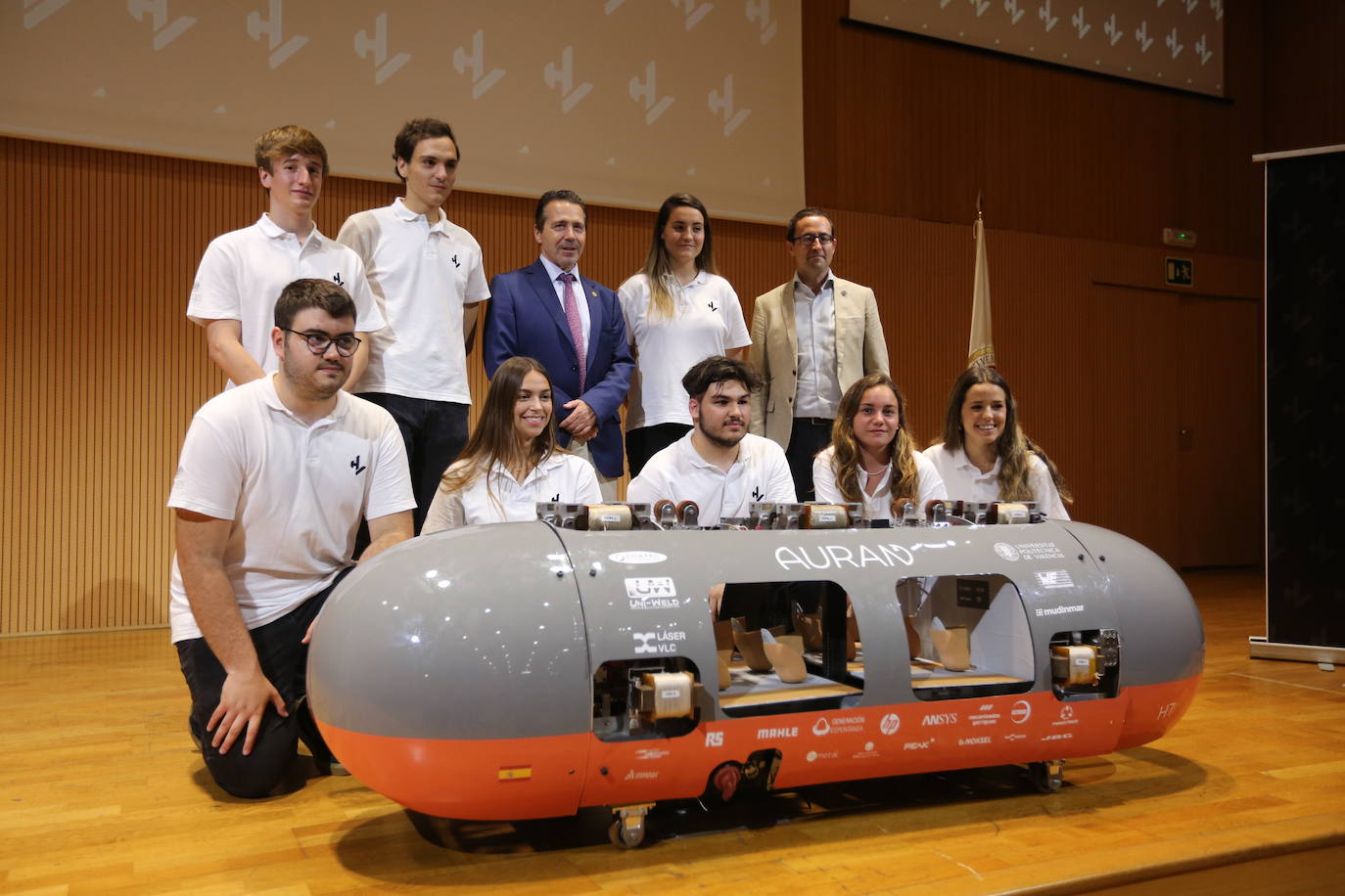 El equipo de Hyperloop UPV ha diseñado un prototipo de transporte con un sistema propulsado por imanes que será presentado en el European Hyperloo