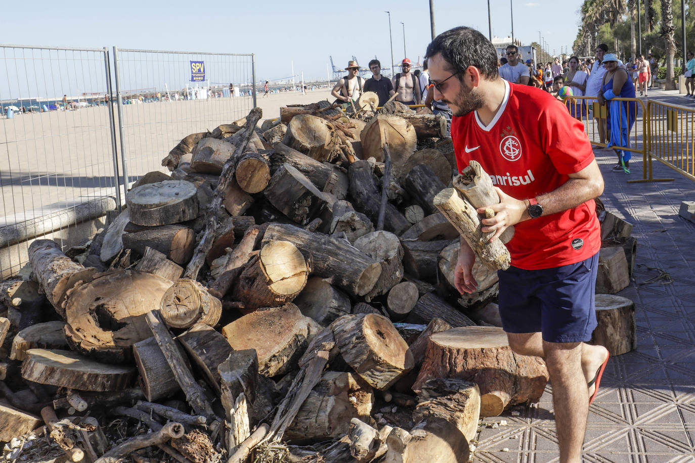 Fotos: La Noche de San Juan 2022 en Valencia