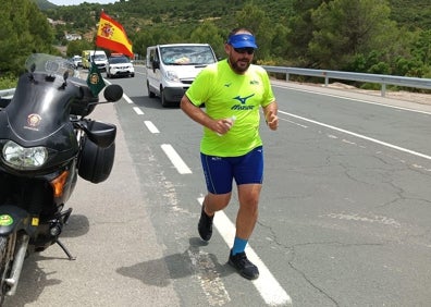 Imagen secundaria 1 - Carreras en la Comunitat Valenciana | 400 kilómetros a la carrera en contra de las enfermedades raras