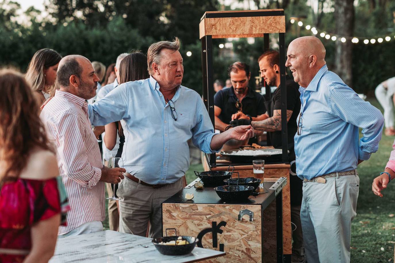 Basilio López y Juan Armiñana, anfitrión de la fiesta de Nou Racó. 