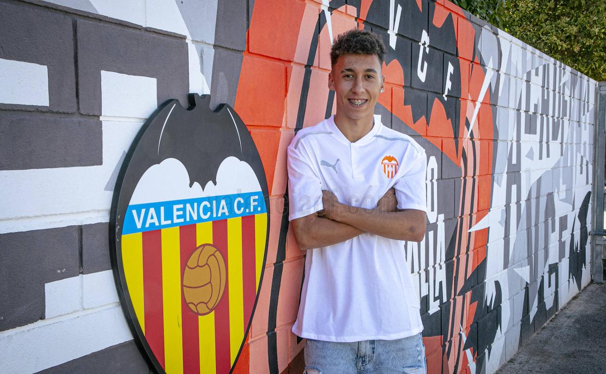 Pablo López, tras su fichaje por el Valencia.