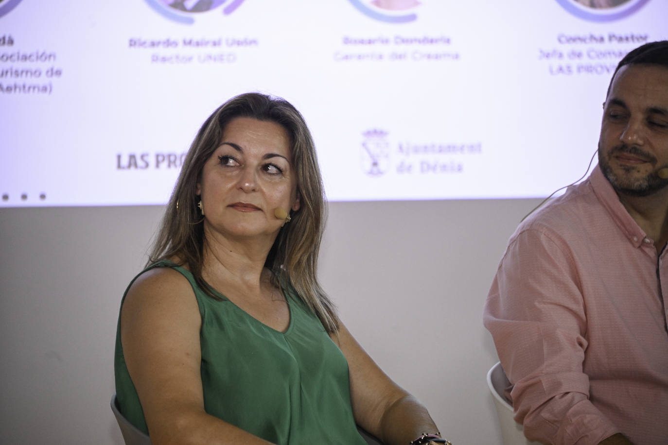 El foro, organizado por el diario LAS PROVINCIAS con la colaboración del Ajuntament de Dénia, se concibió como un encuentro profesional para analizar y debatir sobre sectores que son el motor económico en la comarca como el turismo o el agroalimentario, así como sobre los proyectos de futuro y de desarrollo sostenible.