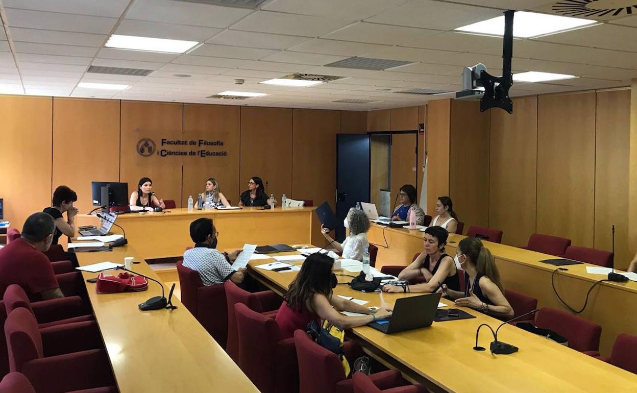 Jornada organizada por el colegio oficial en la Facultad de Filosofía y Ciencias de la Educación. 