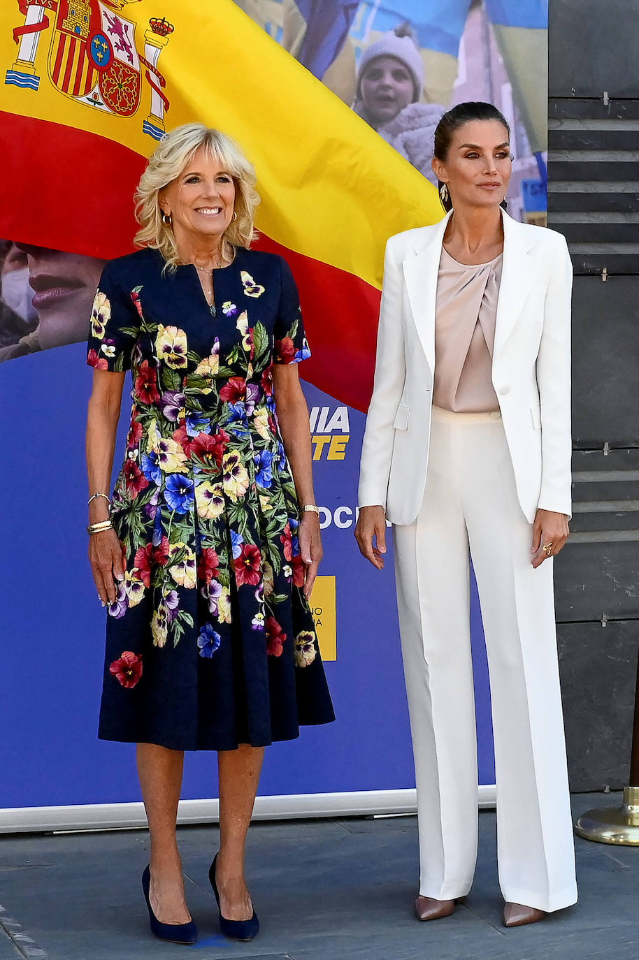 Fotos: La Reina Letizia deslumbra en la &#039;otra&#039; cumbre de la OTAN