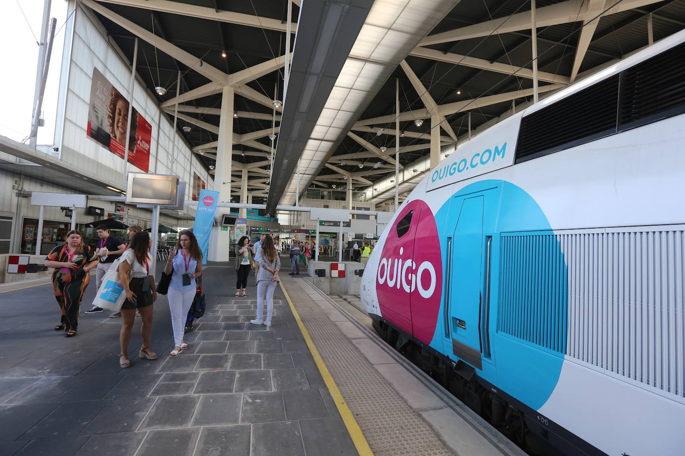 El 30 de junio se han presentado los trenes Ouigo que harán la ruta Valencia-Madrid. 