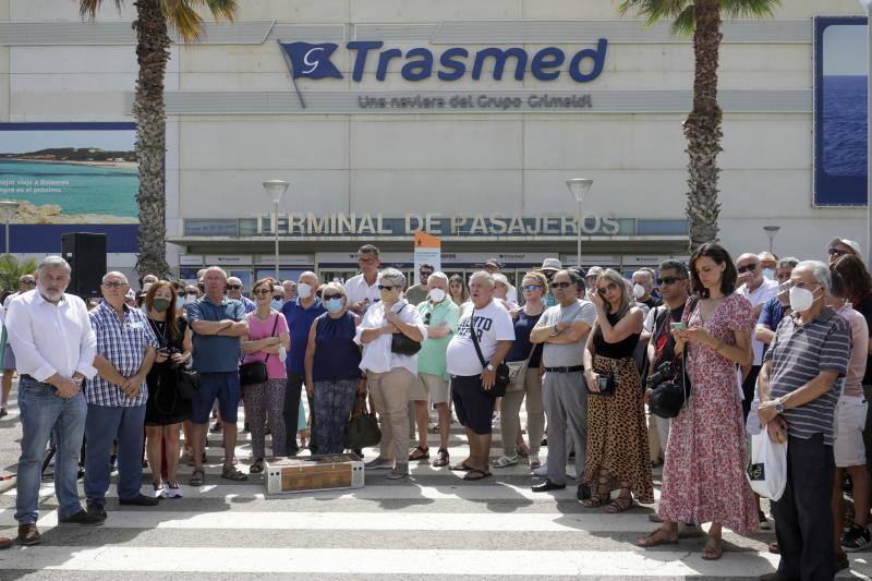 Fotos: Acto de homenaje por el 25 aniversario del accidente en el buque &#039;Proof Spirit&#039;