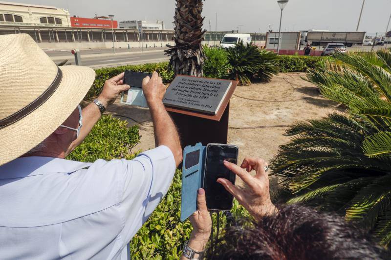 Fotos: Acto de homenaje por el 25 aniversario del accidente en el buque &#039;Proof Spirit&#039;