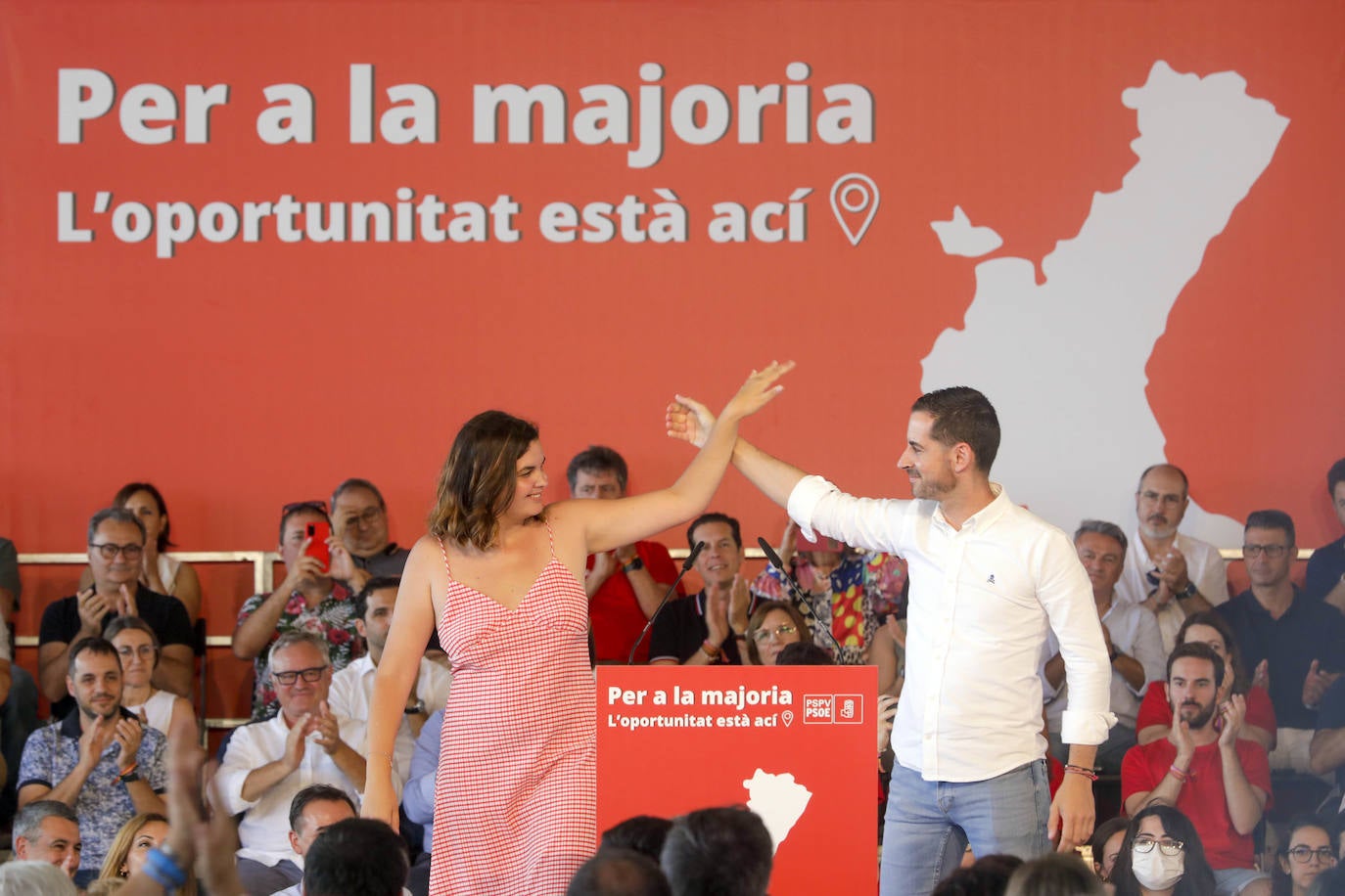 Fotos: El PSPV reúne a más de un millar de militantes y cargos municipales y autonómicos en la Marina de Valencia