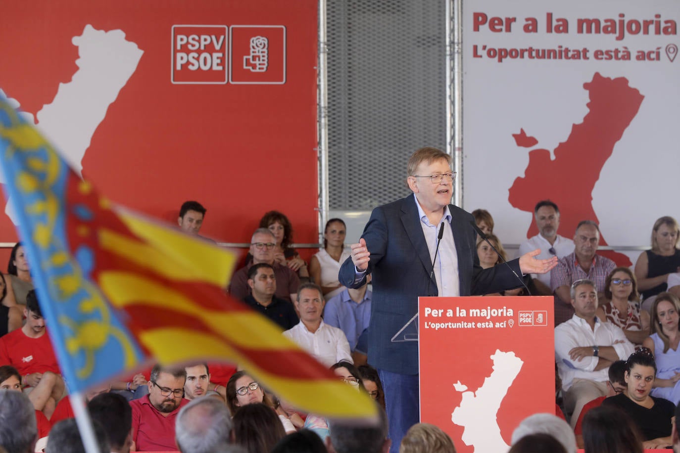 Fotos: El PSPV reúne a más de un millar de militantes y cargos municipales y autonómicos en la Marina de Valencia