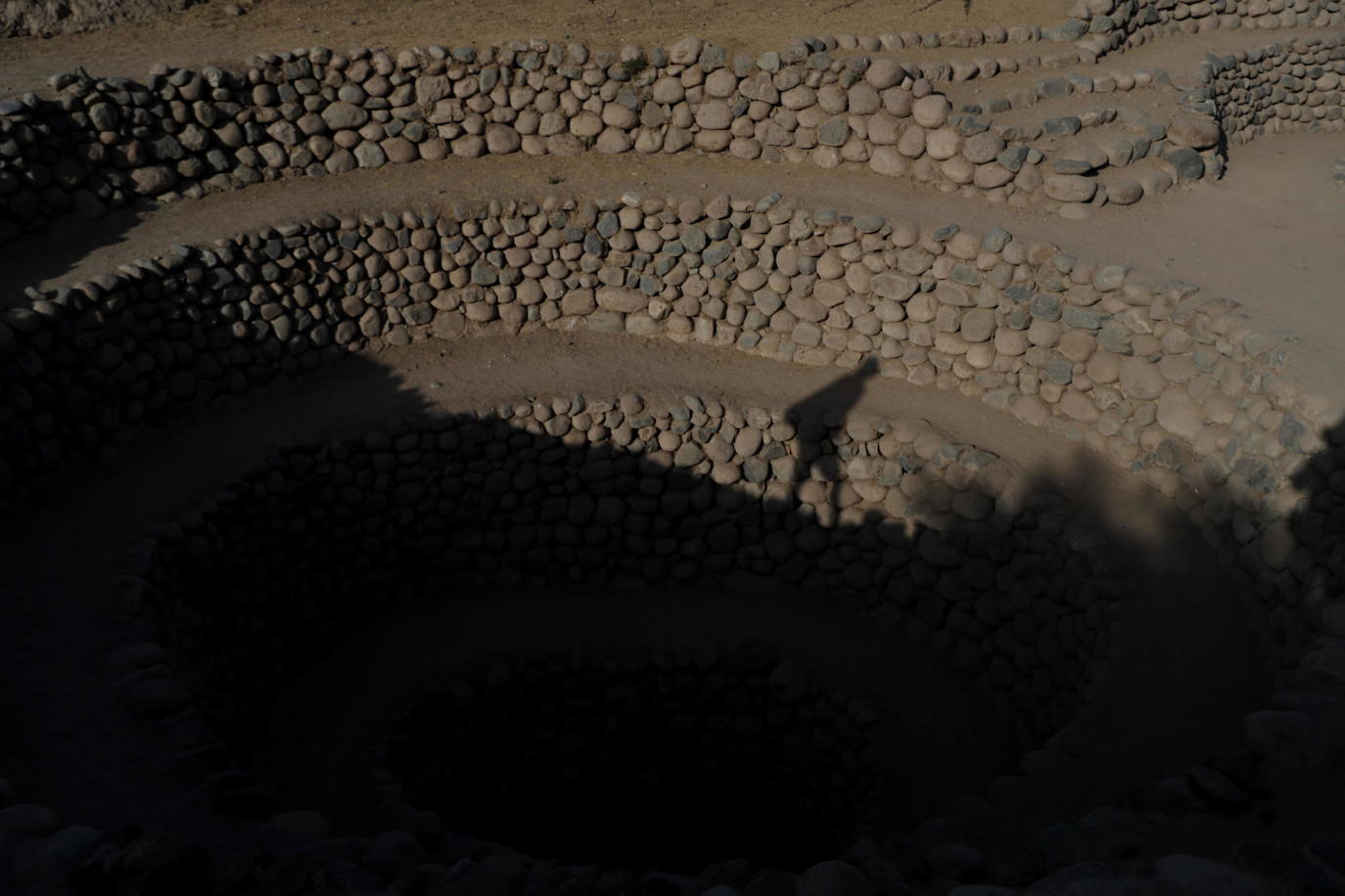 "Hay 29 acueductos en el valle de Nazca, 20 en un estado de conservación regular y los otros prácticamente han desaparecido a consecuencia de la expansión urbana", detalló Yalli. 