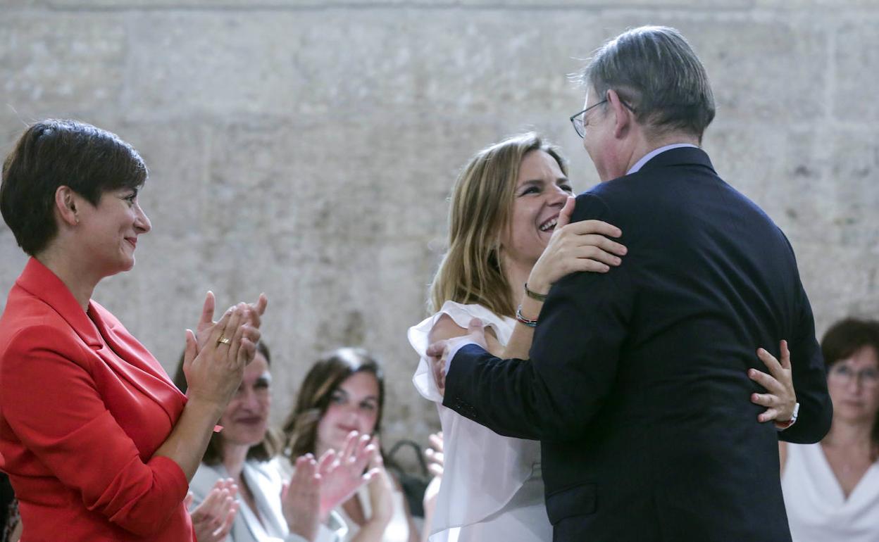 La nueva delegada, Pilar Bernabé, junto al presidente Puig y la ministra de Política Territorial 