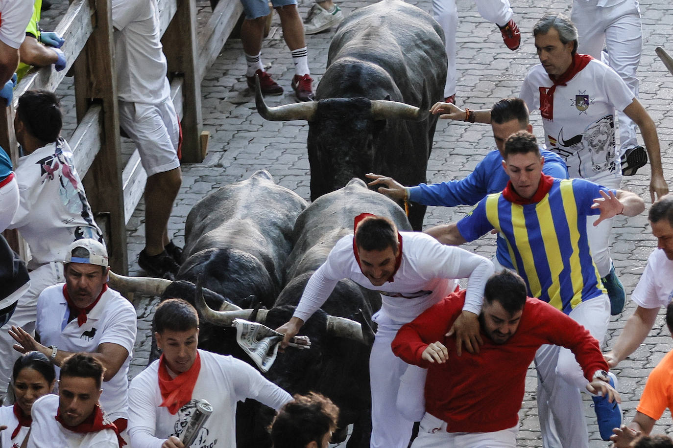 Fotos: Las fotos más espectaculares del tercer encierro de los Sanfermines 2022