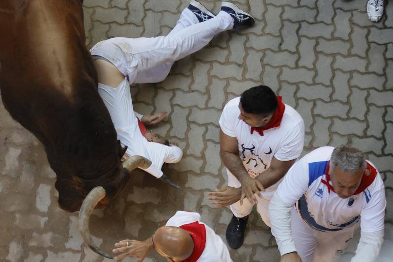 Fotos: Así ha sido el sexto encierro de San Fermín