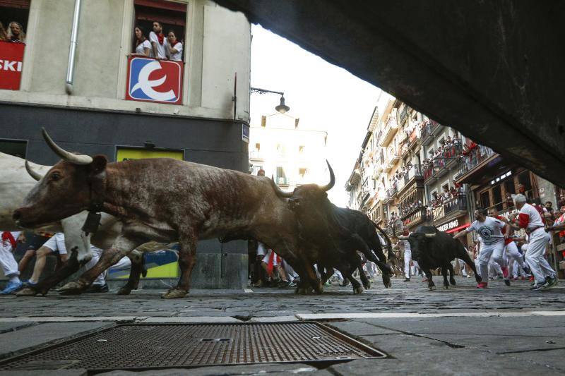 Fotos: Así ha sido el sexto encierro de San Fermín