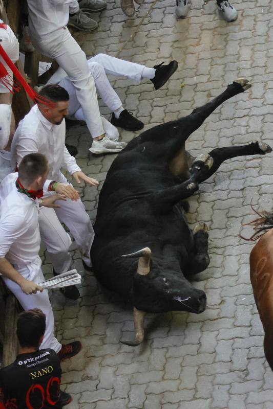 Fotos: Así ha sido el sexto encierro de San Fermín
