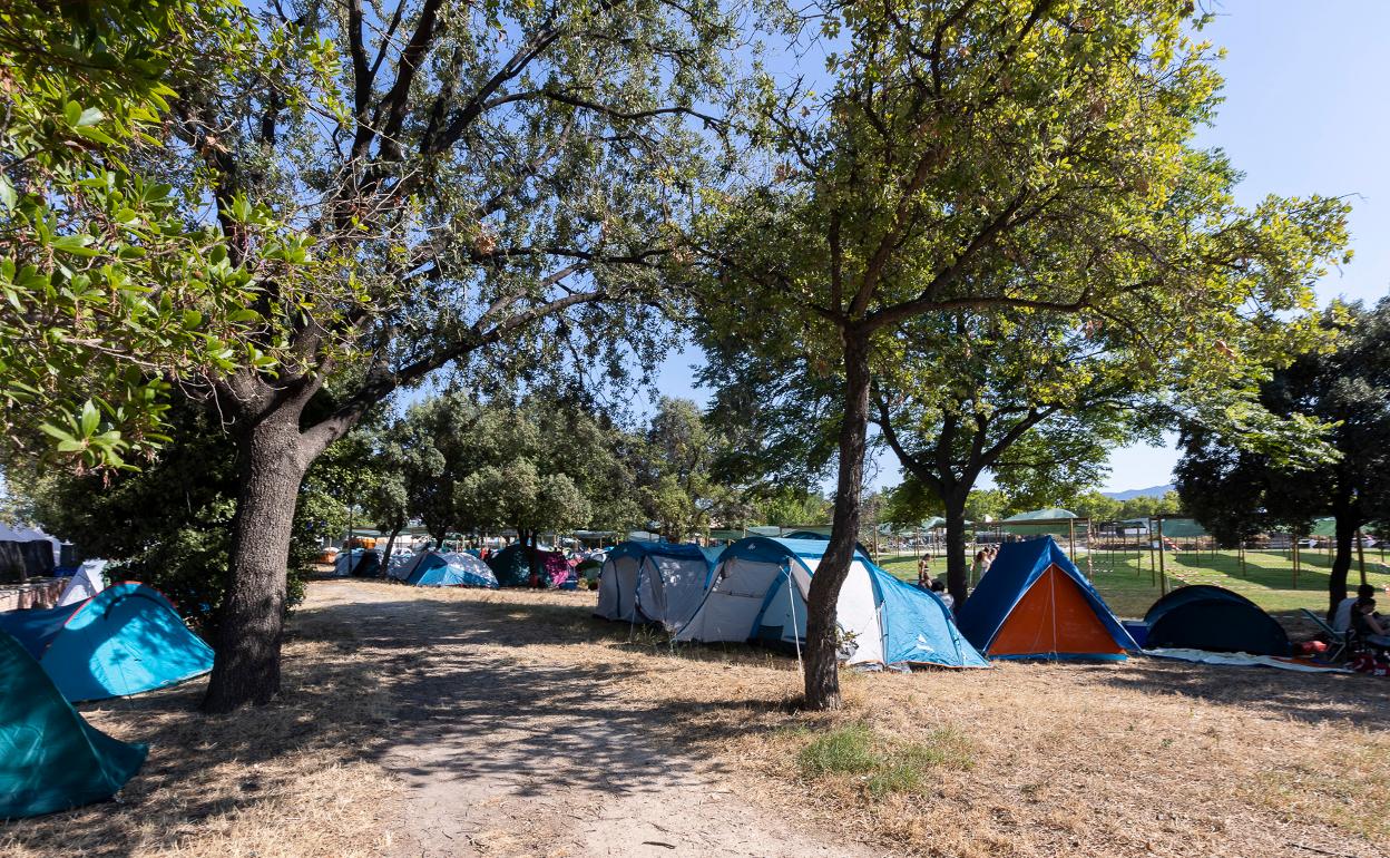 Zona de acampada del festival. 