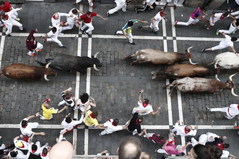 Fotos: Las mejores imágenes del encierro final de los Sanfermines