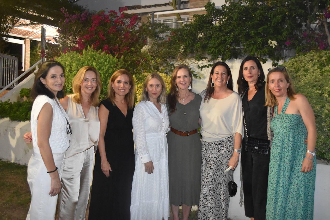 Esther Zapata, Cristina Pallas, Patty Serrano, Ana García-Conde, Ana Ruiz, Sol Espinosa, Alejandra De Diego y Loli Sancho.