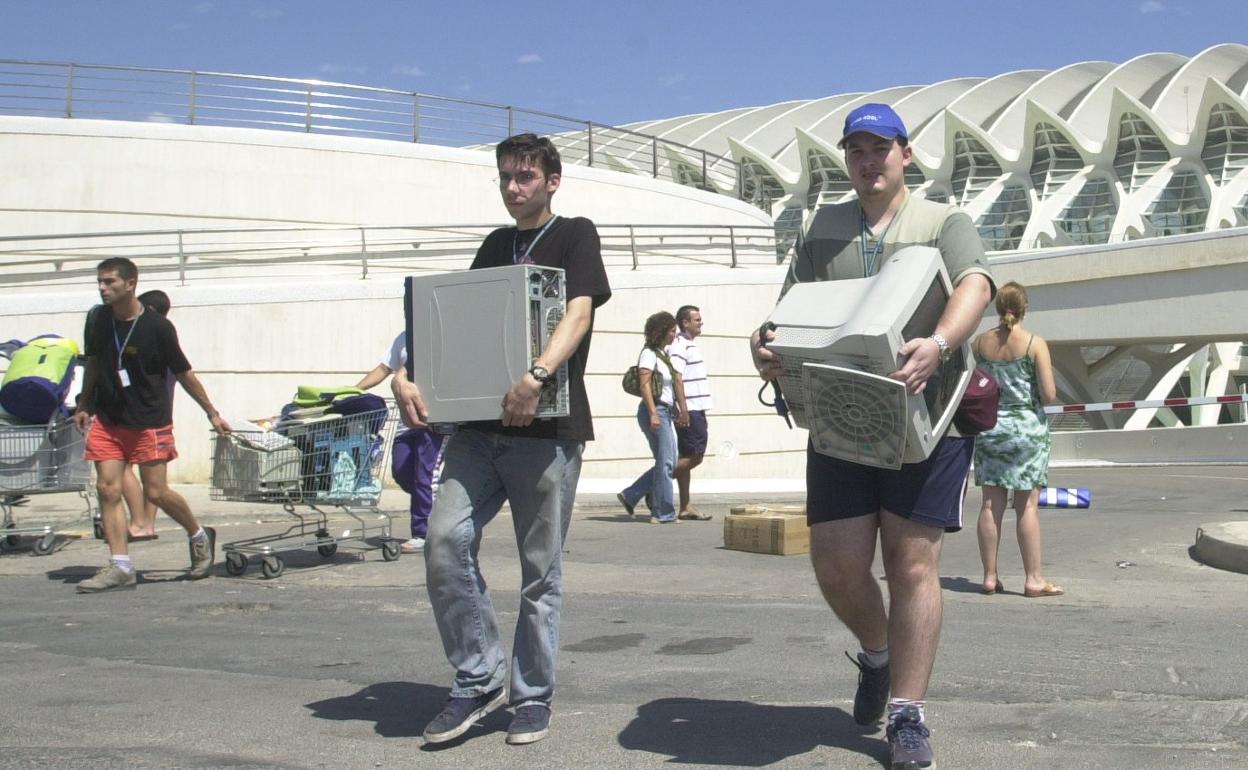 Campus Party Valencia | Campus Party, el evento que puso a Valencia en el mapa tecnológico hace dos décadas