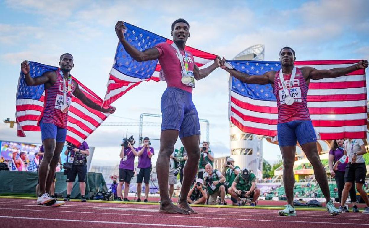 Trayvon Bromell, Fred Kerley y Marvin Bracy.