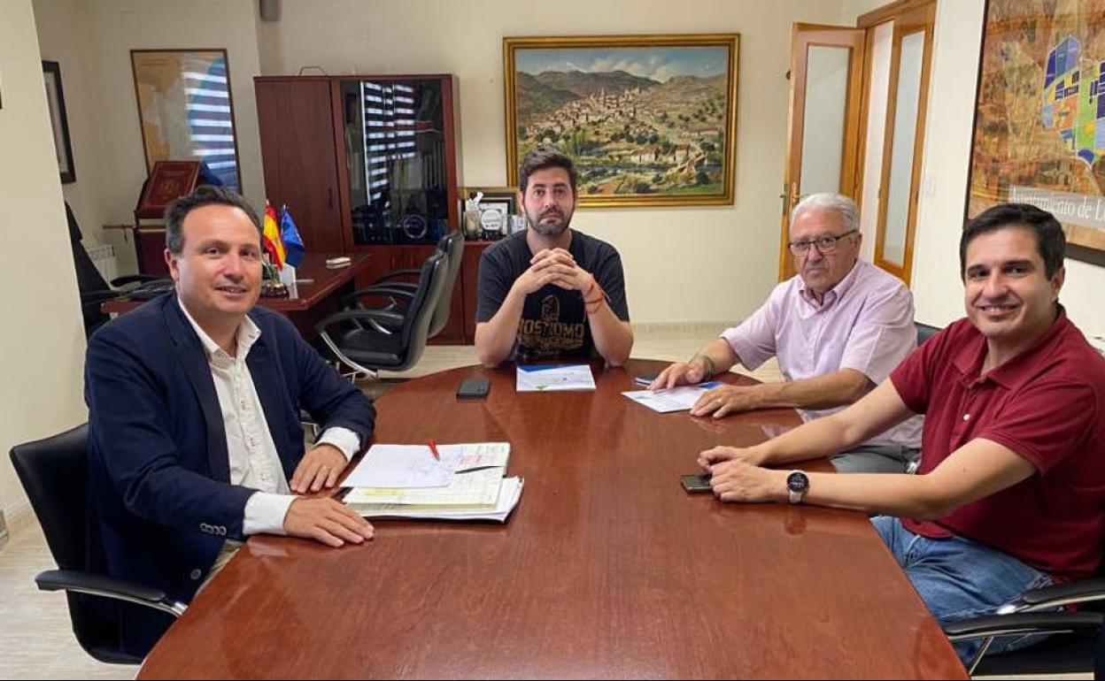 Representantes de Fevepal se reúnen con el Ayuntamiento. 