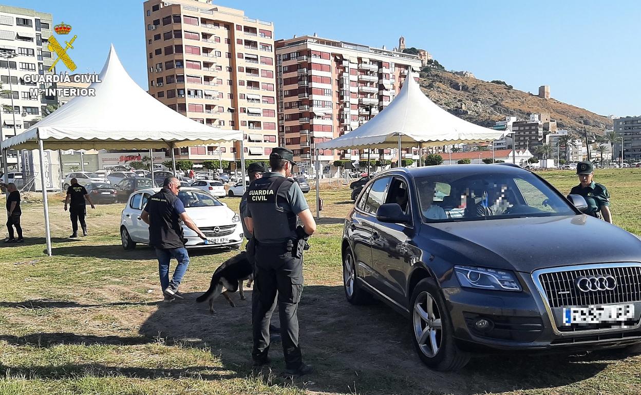 Controles en el festival de Cullera. 