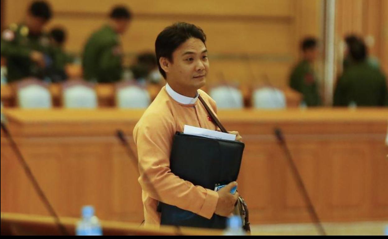 Phyo Zeya Thaw, fotografiado hace dos años en el Parlamento. 