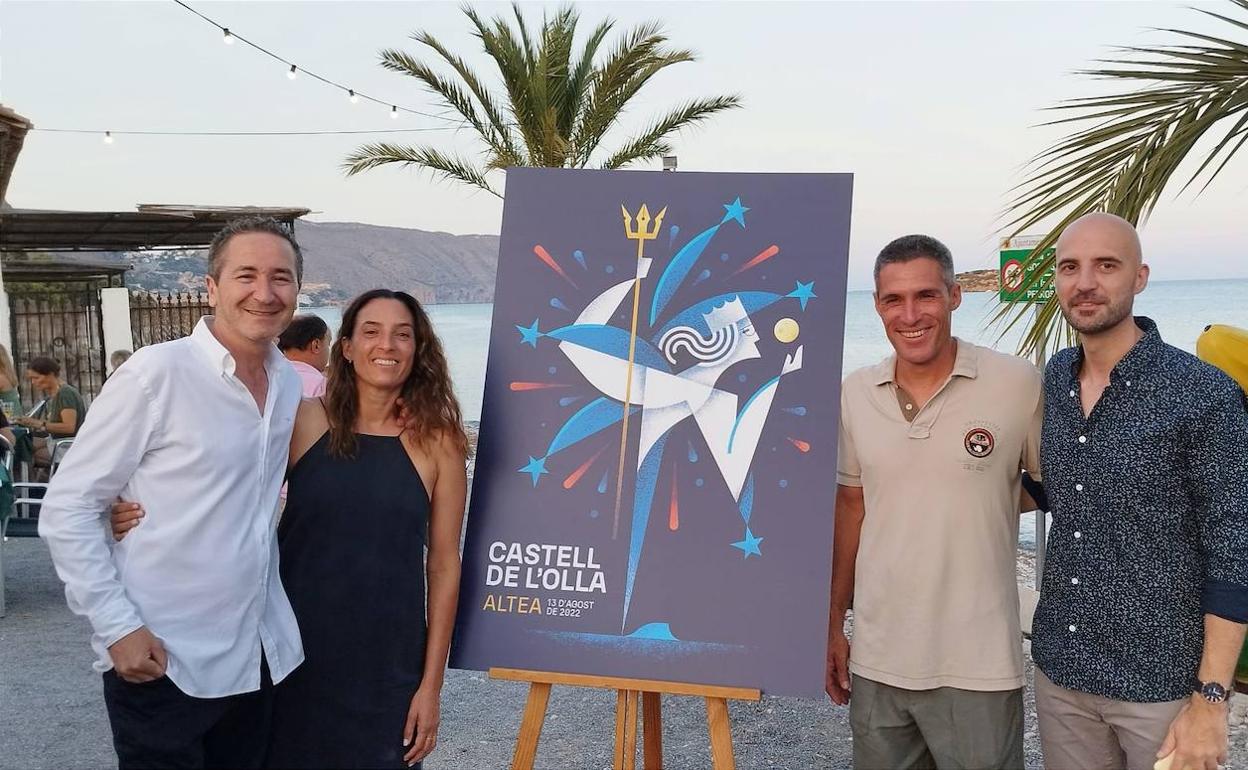 Un momento de la presentación del cartel del Castell de l'Olla. 