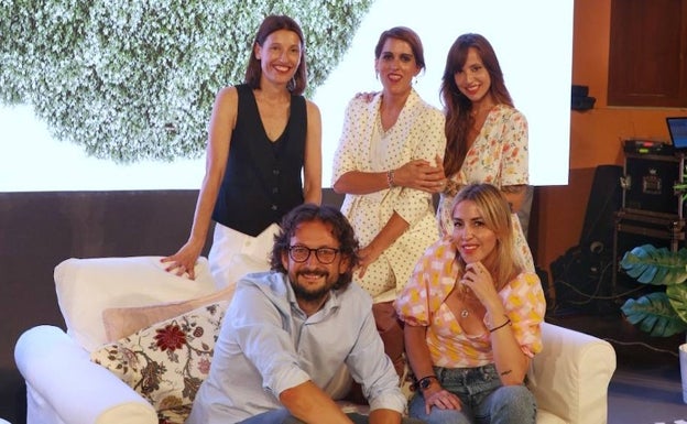 Patricia Sánchez, Laura Baena, Verónica Sánchez, Alberto Soler y Alejandra Martínez.