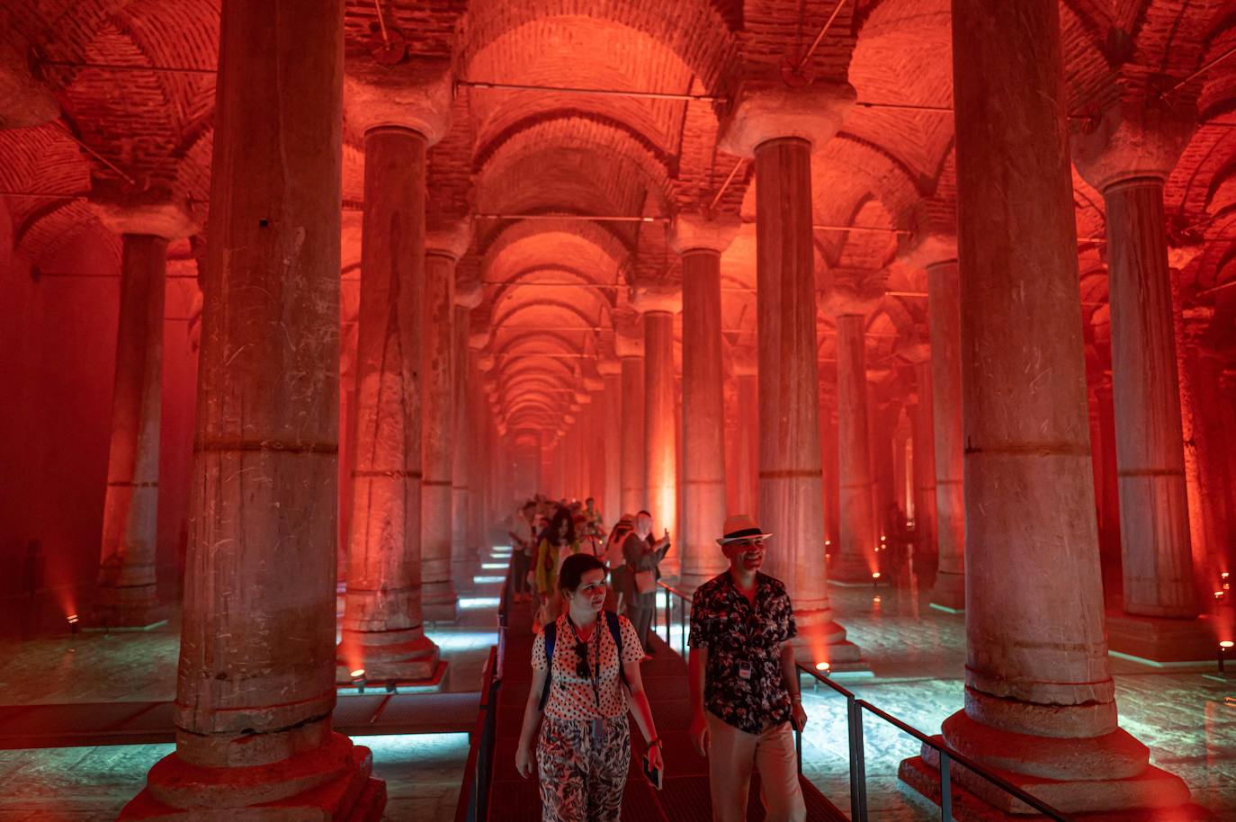 Fotos: La mística Cisterna Basílica de Estambul reabre sus puertas