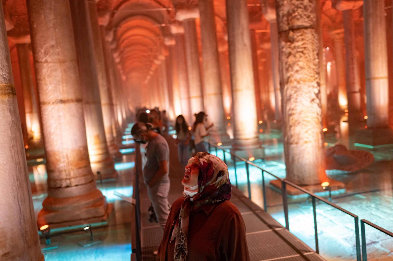 Fotos: La mística Cisterna Basílica de Estambul reabre sus puertas