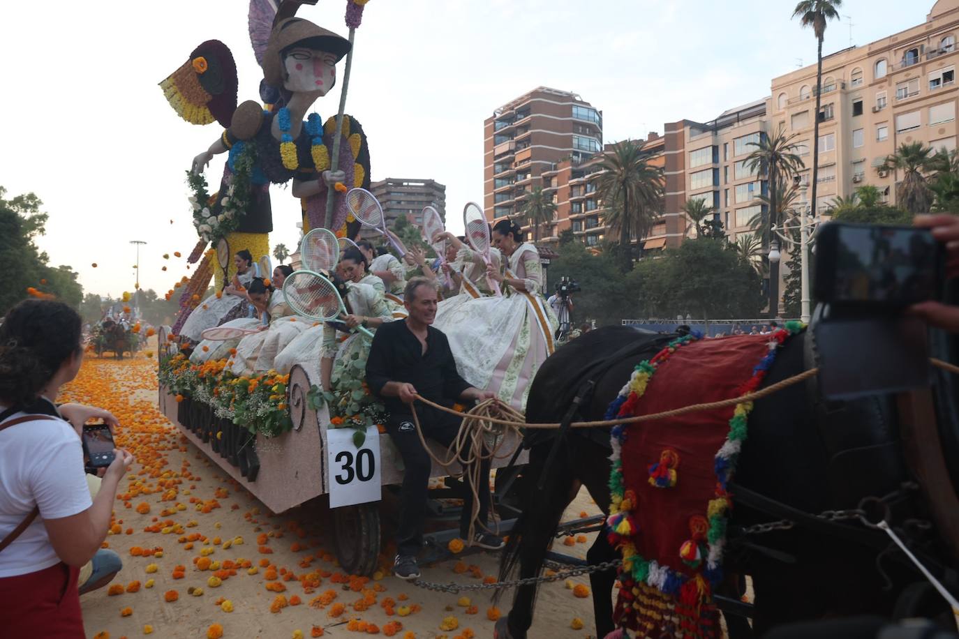 Fotos: La Batalla de Flores pone punto y final a la Feria de Julio