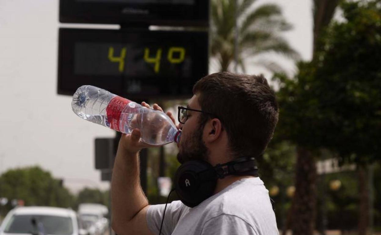 Los termómetros se disparan por encima de los 40º 