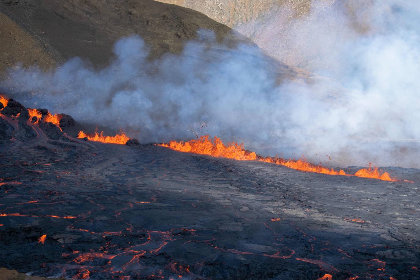 Fotos: Un volcán entra en erupción en Islandia