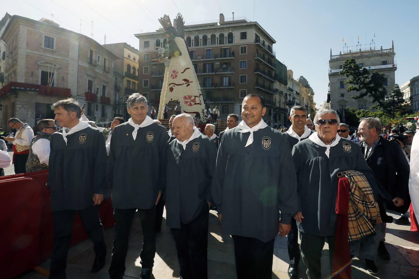 Roberto Gil (derecha) en uno de los actos del centenario (2019)