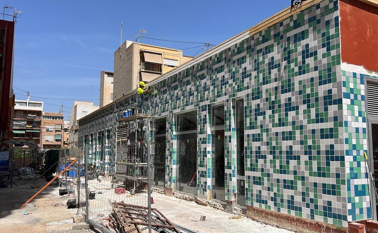 Imagen de archivo de las obras en el Mercado de Carolinas. 