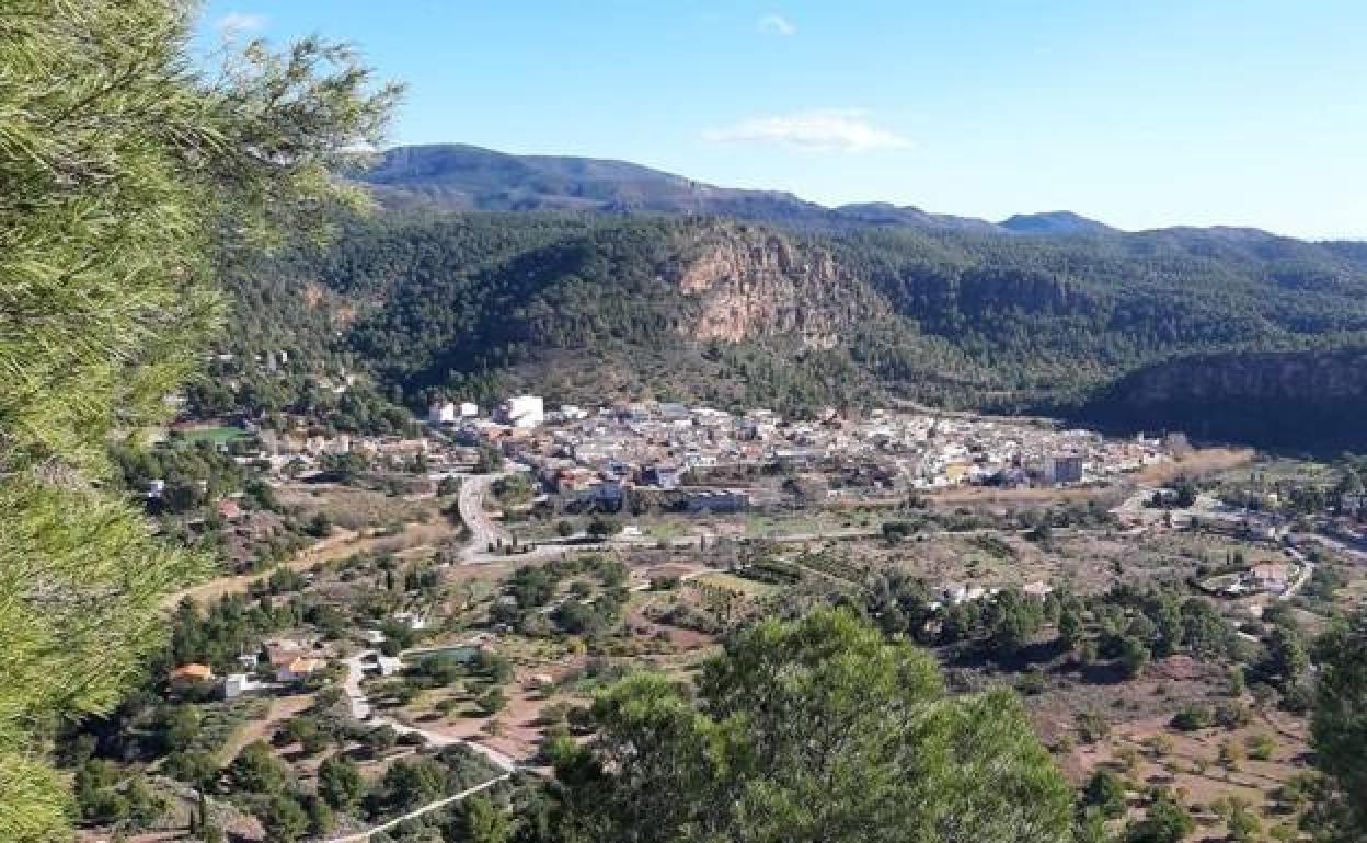 Los vecinos de Olocau llevan tres días sin suministro de agua.