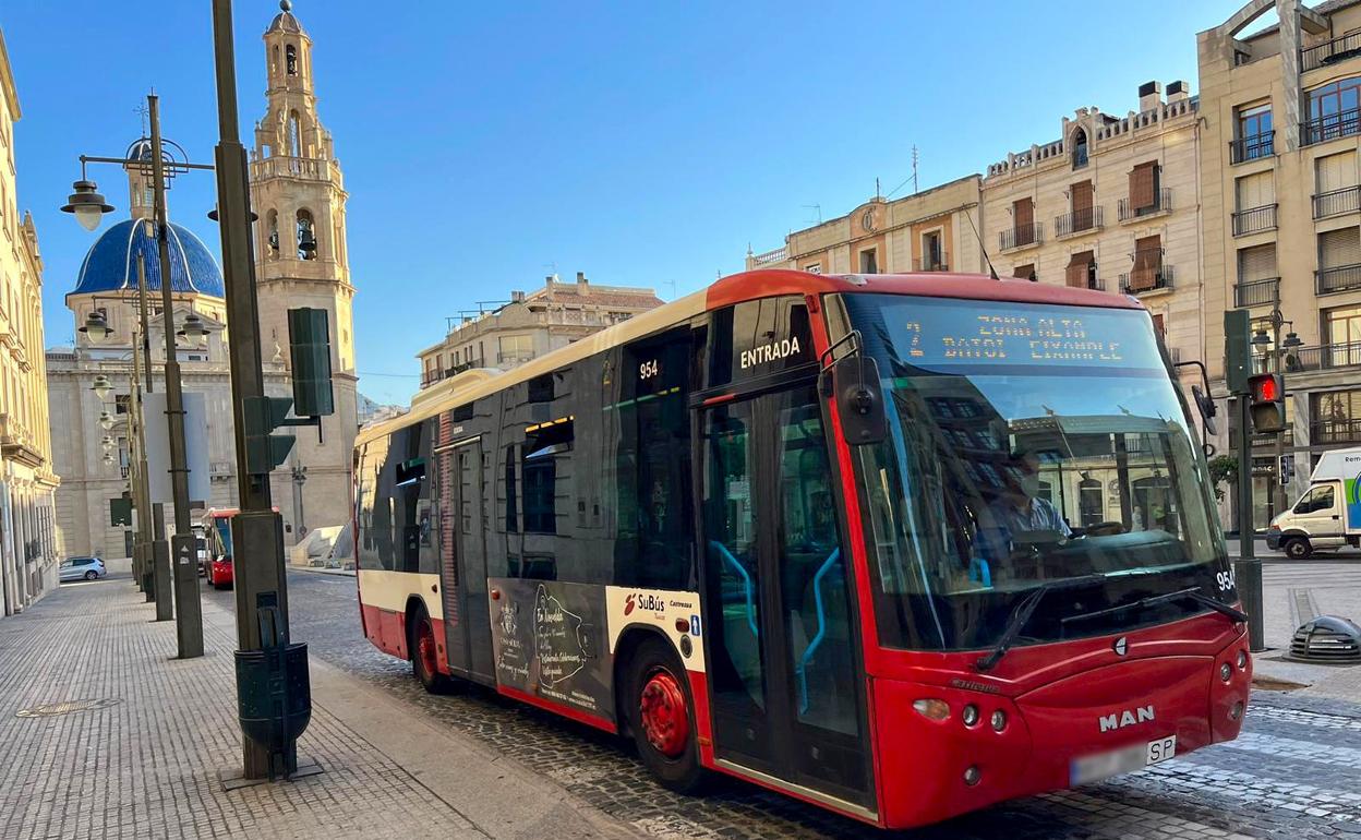 A partir de septiembre baja el precio del bono del autobús urbano.