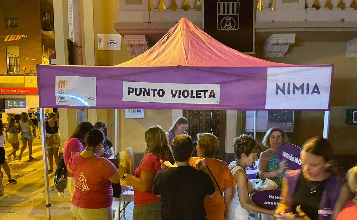 El punto violeta en las fiestas de Foios. 