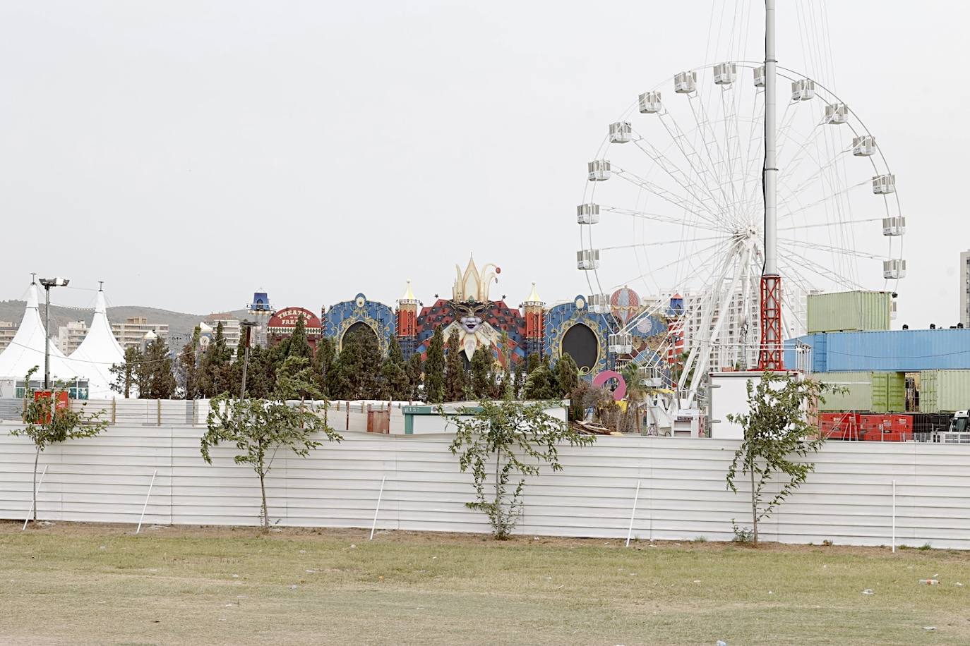 Fotos: Así ha quedado el recinto del festival Medusa tras la tormenta de arena