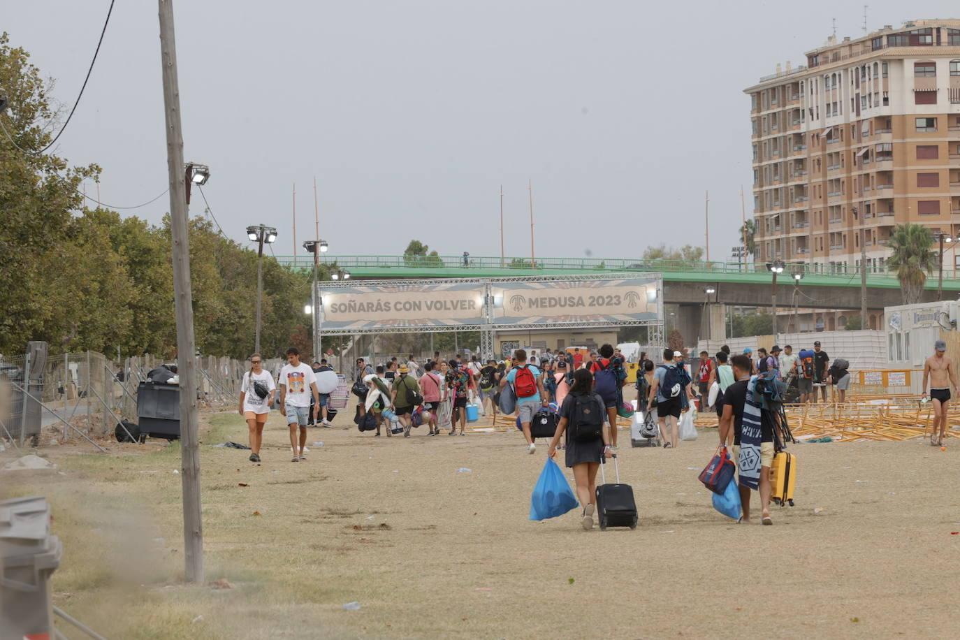 Fotos: Así ha quedado el recinto del festival Medusa tras la tormenta de arena