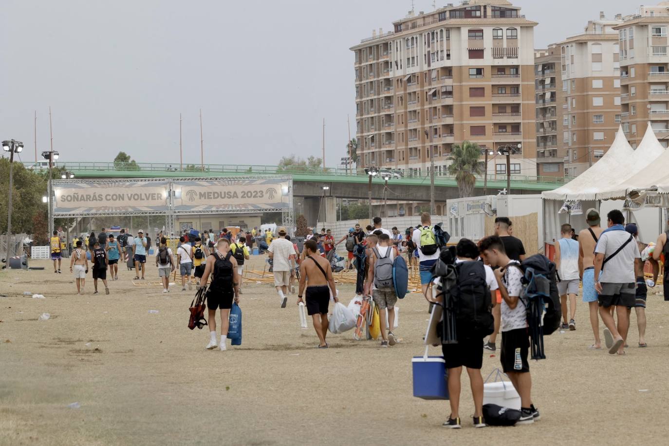 Fotos: Así ha quedado el recinto del festival Medusa tras la tormenta de arena