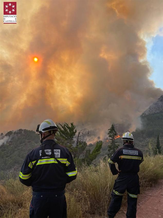 Fotos: Incendio en Bejís